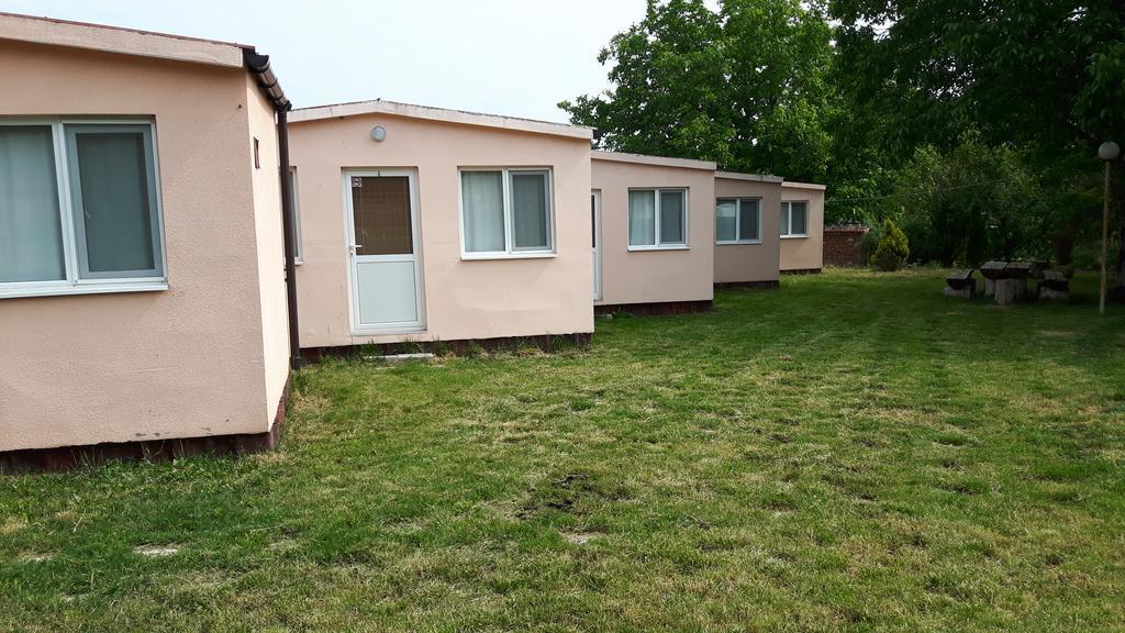 Вілла Complex Fretly Gorni Dubnik Екстер'єр фото